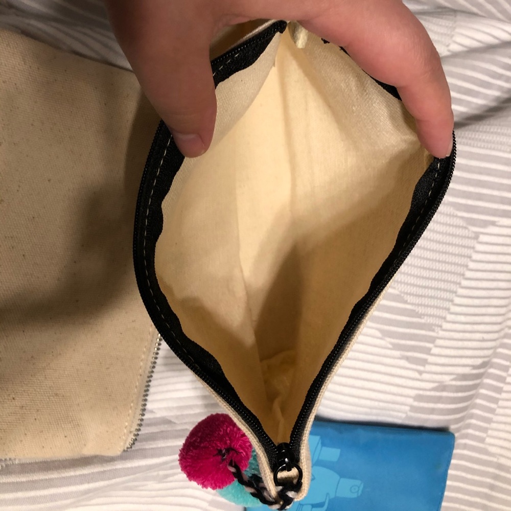 Makeup Bag Bundle - image 3